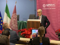Ultimo saluto di Natale del rettore Adornato. "Tanti investimenti per spazi più sicuri, studenti consapevoli, città più bella”.