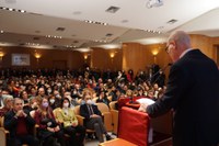 Scambio di auguri a Unimc,  un nuovo corso di laurea sotto l’albero